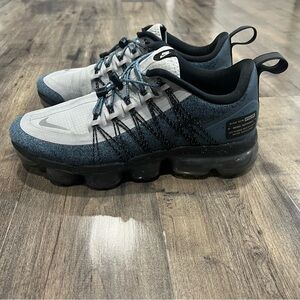 Nike Women's Air VaporMax Run Utility sneakers in the Celestial Teal Size 8